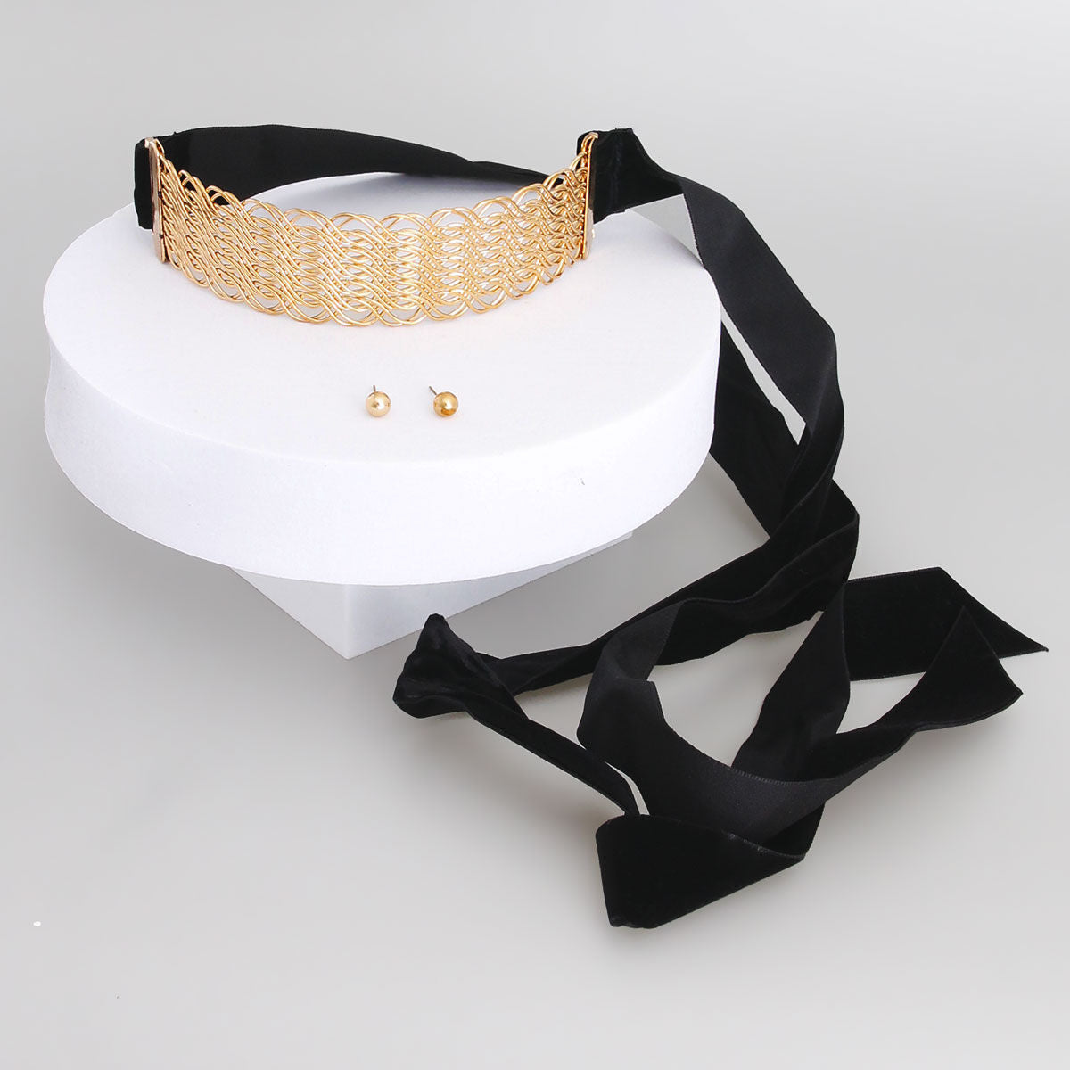 Woven Gold Velvet Choker Set